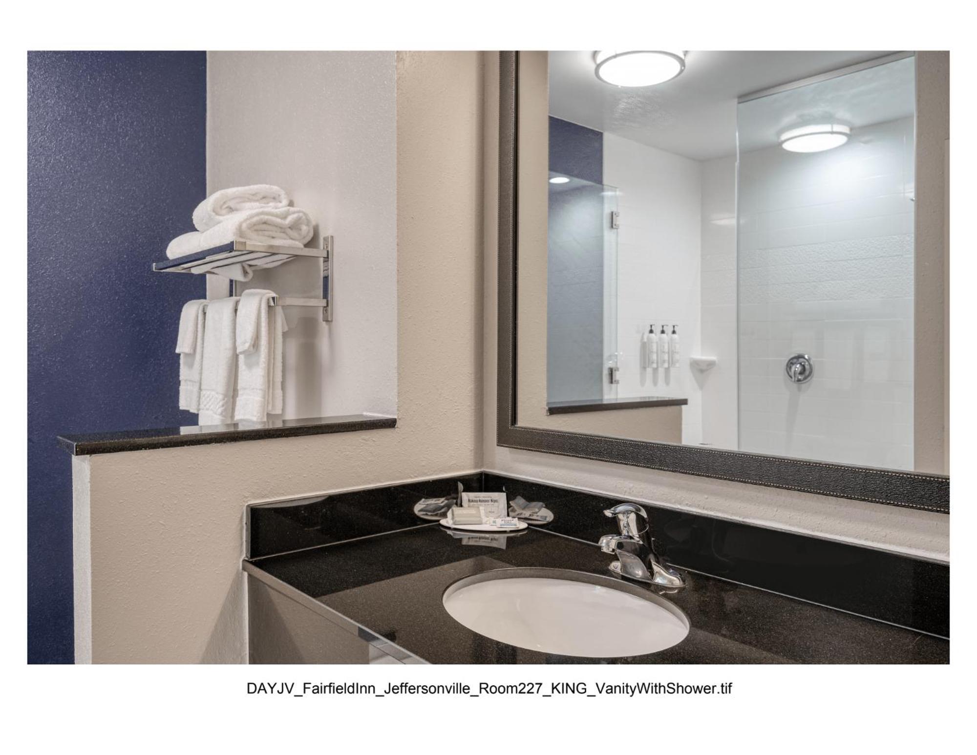 Fairfield Inn & Suites By Marriott Jeffersonville I-71 Ngoại thất bức ảnh
