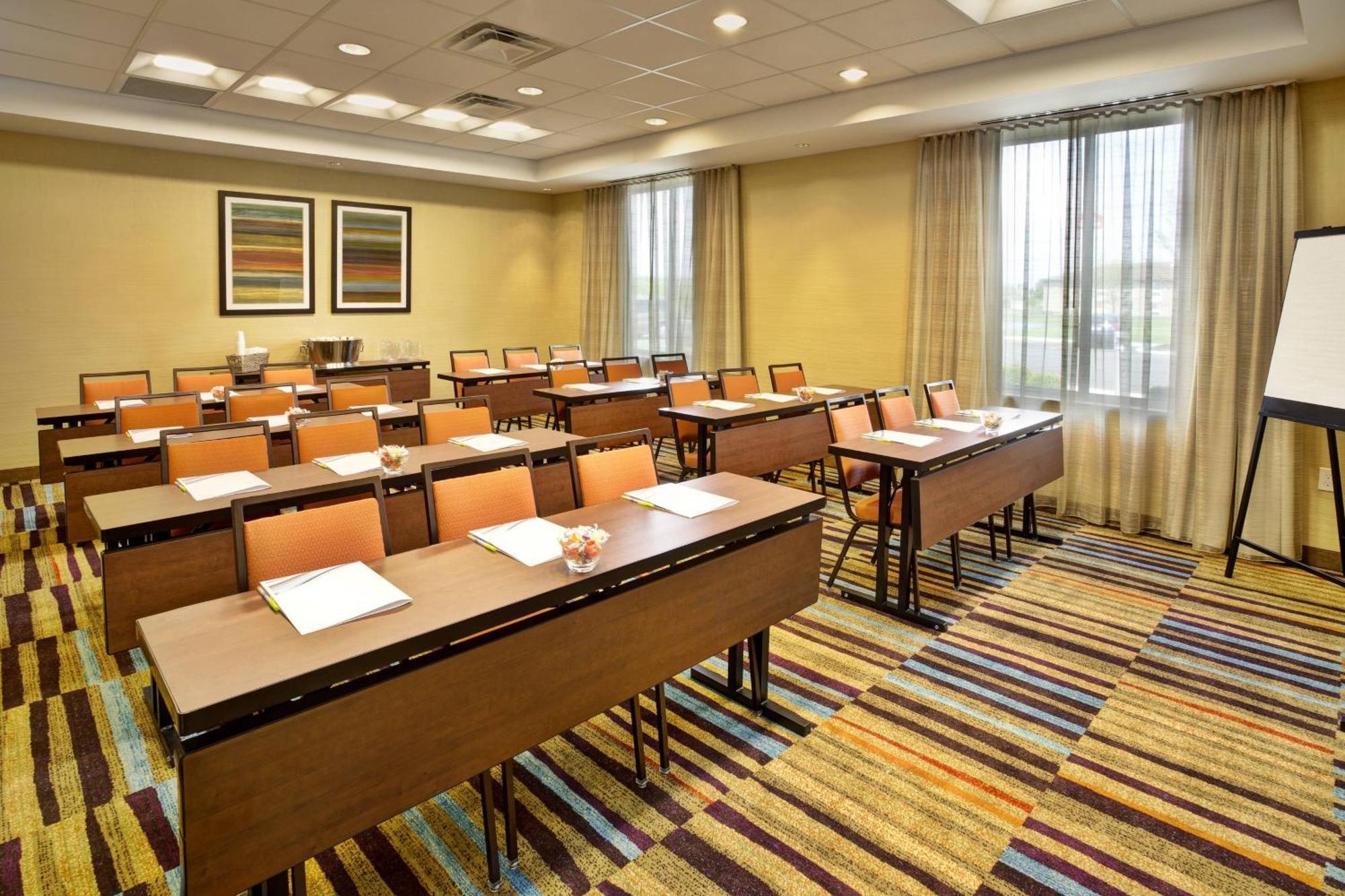 Fairfield Inn & Suites By Marriott Jeffersonville I-71 Ngoại thất bức ảnh